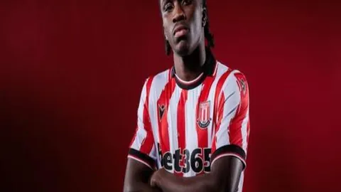 辽宁队加时狂飙152分逆袭江苏，赵继伟三双荣登历史第9，莫兰德双20+演绎惊人逆袭战！