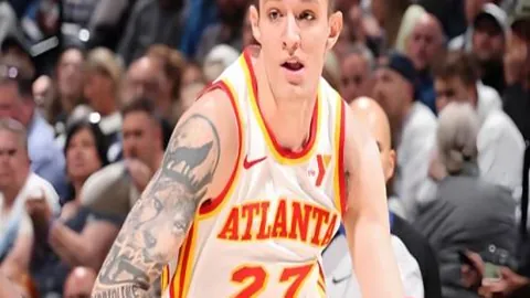 武汉卓尔曲折保级，险胜浙江绿城成功保级